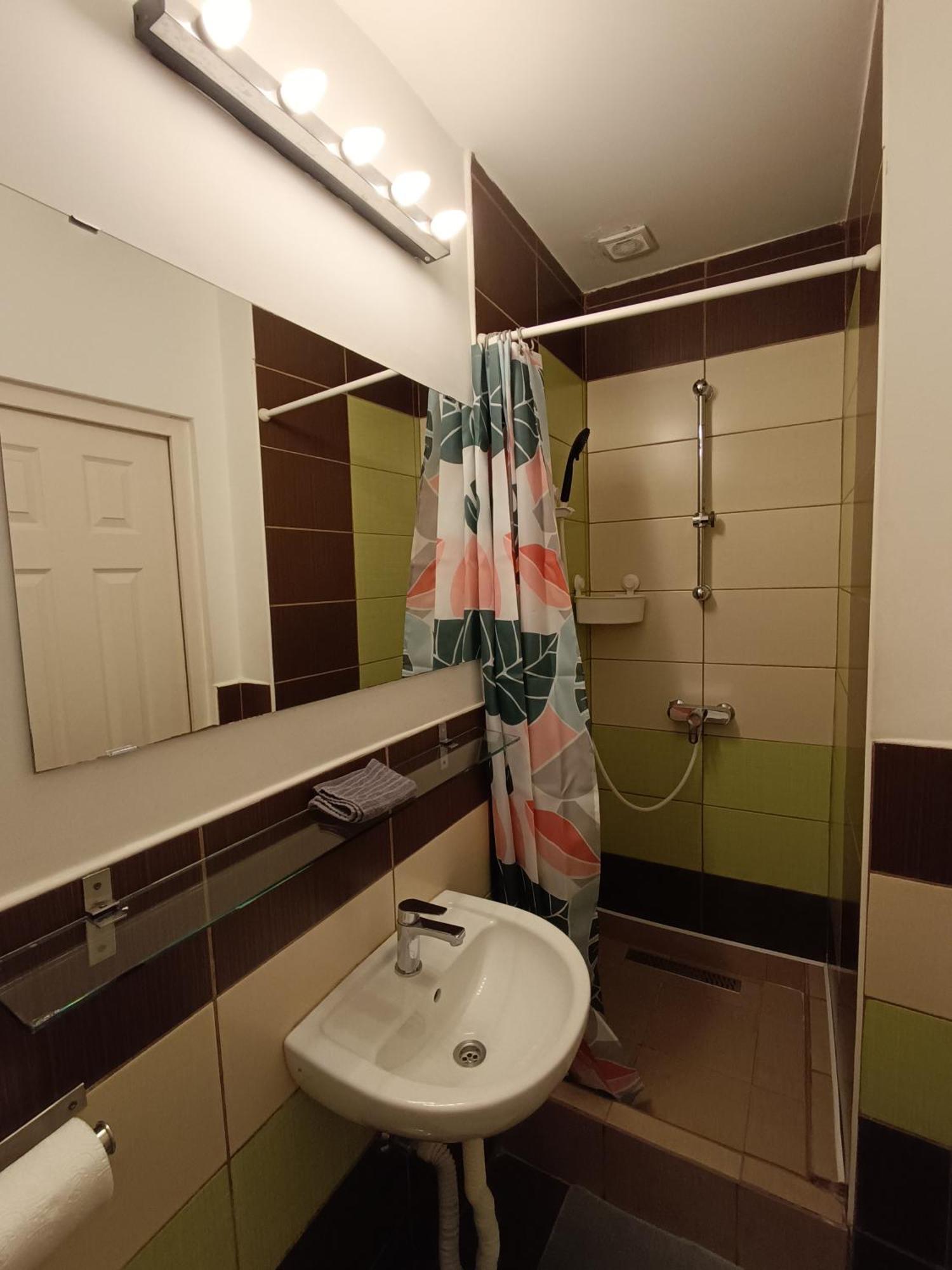 ลิคเท่นสไตน์ อพาร์ตเมนต์ บูดาเปสต์ Apartment ภายนอก รูปภาพ