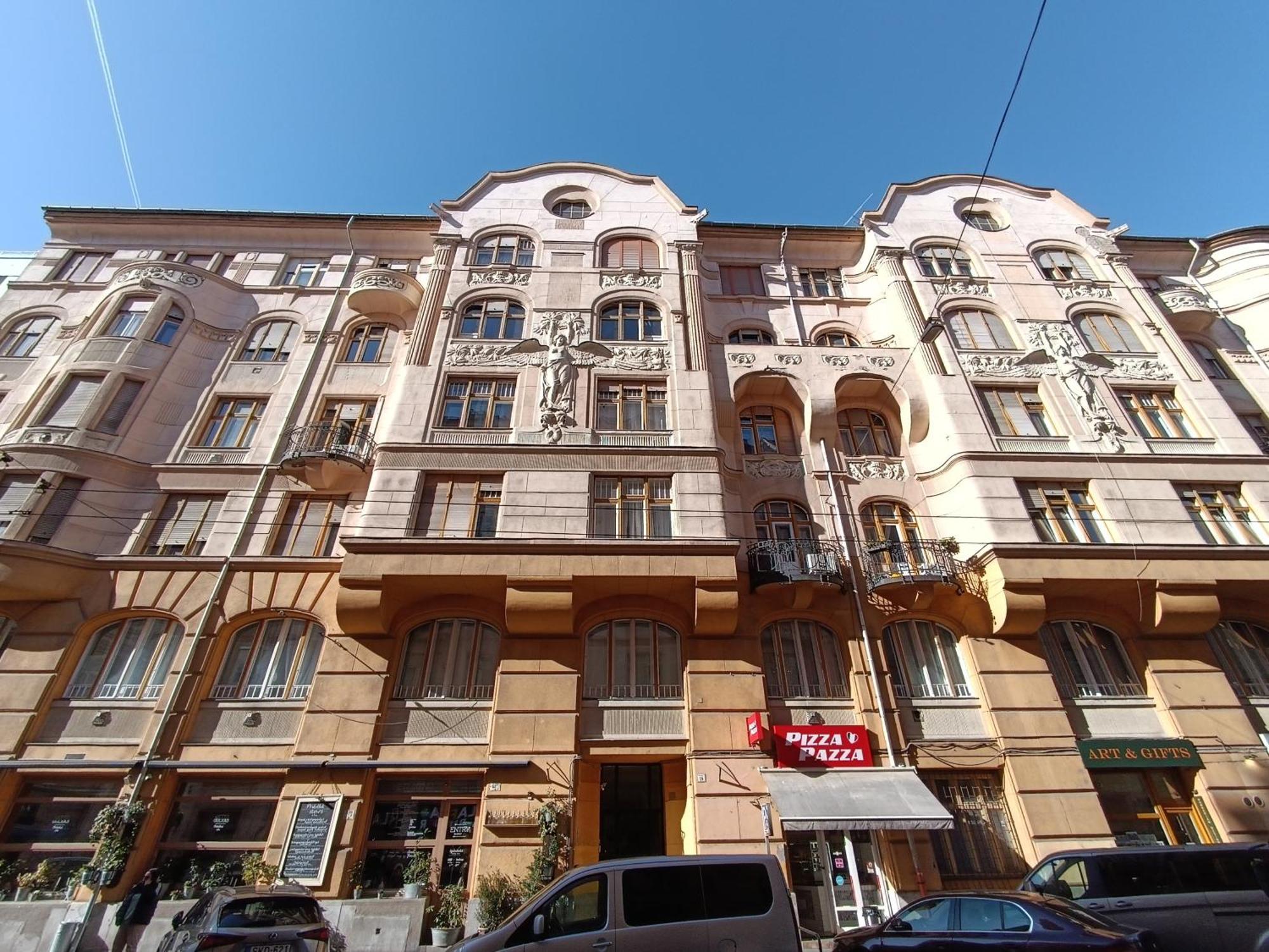 ลิคเท่นสไตน์ อพาร์ตเมนต์ บูดาเปสต์ Apartment ภายนอก รูปภาพ
