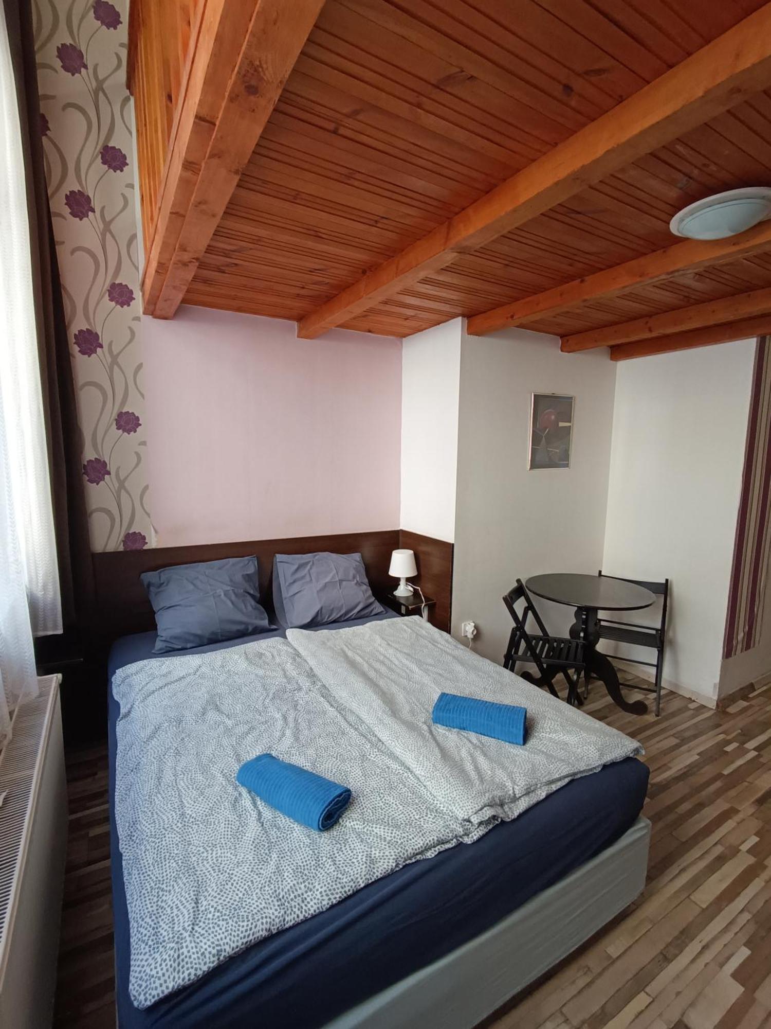 ลิคเท่นสไตน์ อพาร์ตเมนต์ บูดาเปสต์ Apartment ภายนอก รูปภาพ