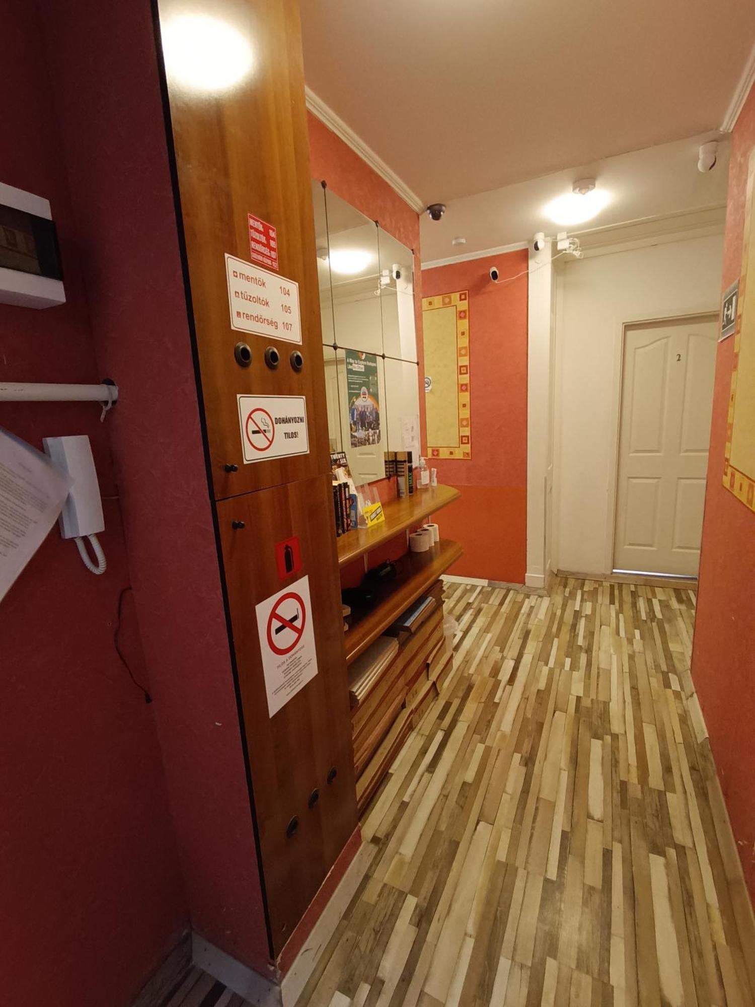 ลิคเท่นสไตน์ อพาร์ตเมนต์ บูดาเปสต์ Apartment ภายนอก รูปภาพ